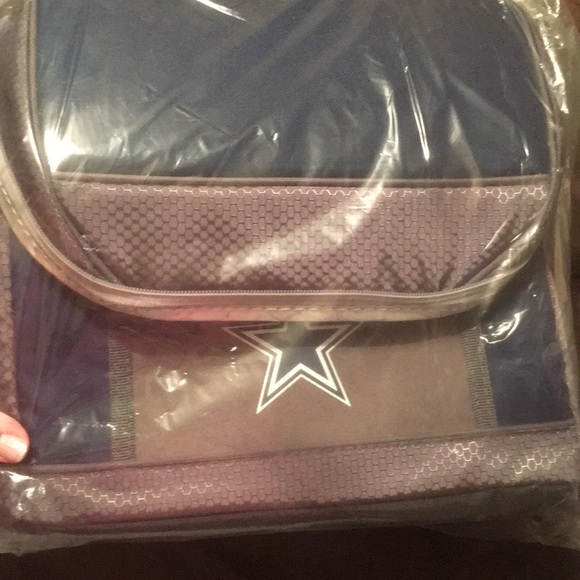 Coleman Dallas Cowboys 24 hour Cooler - Picture 2 of 3